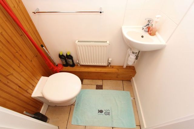  Image of 3 bedroom Terraced house to rent in Abbotts Road Eastleigh SO50 at Abbotts Road  Eastleigh, SO50 5BR