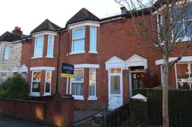  Image of 3 bedroom Terraced house to rent in Archers Road Eastleigh SO50 at Archers Road  EASTLEIGH, SO50 9AZ