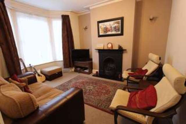  Image of 3 bedroom Terraced house to rent in Archers Road Eastleigh SO50 at Archers Road  EASTLEIGH, SO50 9AZ