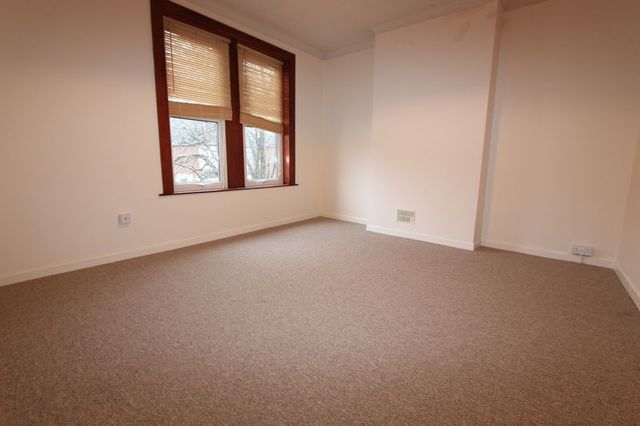  Image of 3 bedroom Terraced house to rent in Cranbury Road Eastleigh SO50 at Cranbury Road  Eastleigh, SO50 5HD