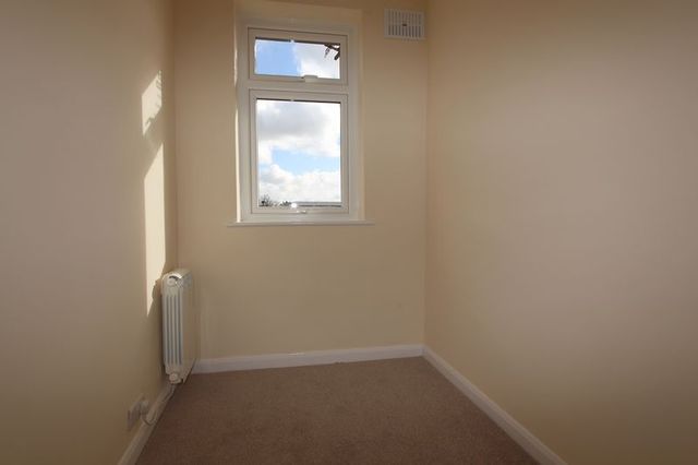  Image of 2 bedroom Flat to rent in Southampton Road Eastleigh SO50 at Southampton Road  EASTLEIGH, SO50 5QX