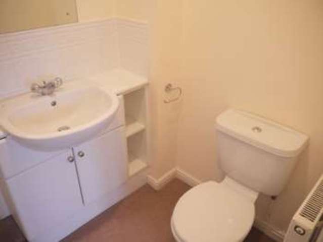 Image of 3 bedroom Terraced house for sale in Drum Road Eastleigh SO50 at Drum Road  EASTLEIGH, SO50 5SU
