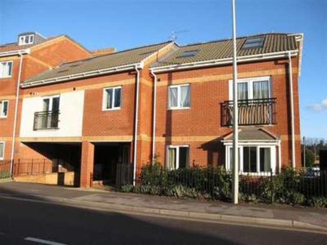  Image of 2 bedroom Flat to rent in Twyford Road Eastleigh SO50 at Twyford Road  EASTLEIGH, SO50 4HN