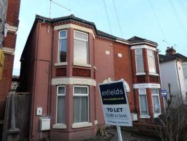  Image of 1 bedroom Flat to rent in Desborough Road Eastleigh SO50 at 6 Desborough Road  EASTLEIGH, SO50 5NX