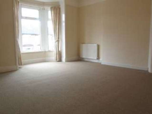  Image of 1 bedroom Flat to rent in Desborough Road Eastleigh SO50 at 6 Desborough Road  EASTLEIGH, SO50 5NX
