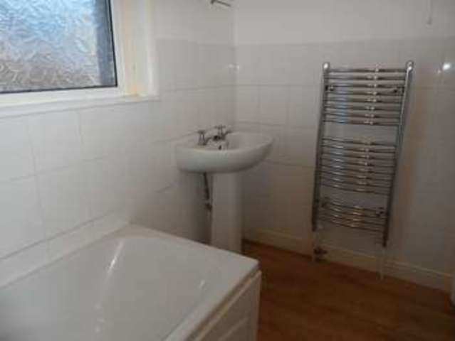  Image of 1 bedroom Flat to rent in Desborough Road Eastleigh SO50 at 6 Desborough Road  EASTLEIGH, SO50 5NX