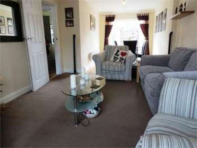  Image of 4 bedroom Terraced house for sale in Eastwood Old Road Leigh-on-Sea SS9 at Eastwood old road Leigh on sea Eastwood, SS9 4RP