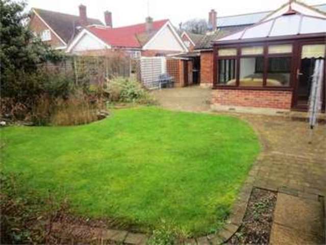  Image of 3 bedroom Detached house for sale in Eastwood Old Road Leigh-on-Sea SS9 at Eastwood old road Leigh on sea Eastwood, SS9 4RS
