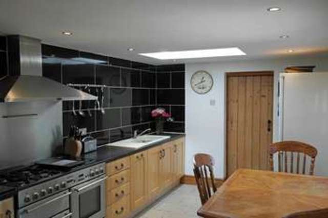  Image of 3 bedroom Detached house for sale in Eaton Eaton Retford DN22 at Eaton  Retford, DN22 0PS