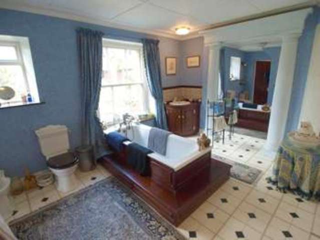  Image of 9 bedroom Detached house for sale in Lower Eaves View Chapel-En-Le-Frith High Peak SK23 at Chapel-en-le-Frith  High Peak, SK23 9UA