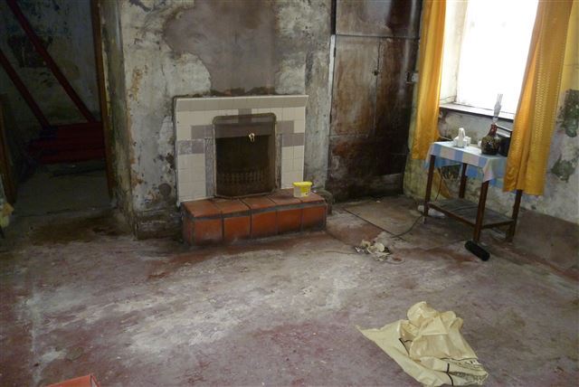  Image of 2 bedroom Bungalow for sale in Eaves Lane Bucknall Stoke-on-Trent ST2 at Eaves Lane  Bucknall, ST2 8LY
