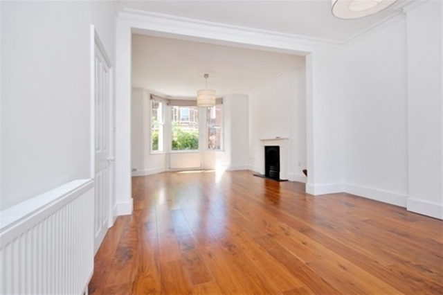  Image of 4 bedroom End of Terrace for sale in Ebbsfleet Road London NW2 at West Hampstead West Hampstead, NW2 3NB