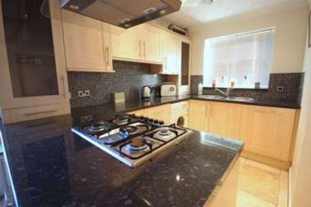  Image of 4 bedroom Detached house for sale in Ebsdorf Close Bidford-on-Avon Alcester B50 at Ebsdorf Close  Warks, B50 4FQ