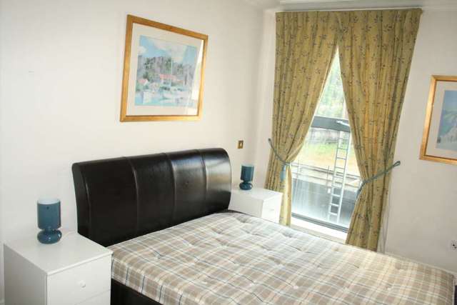  Image of 2 bedroom Apartment to rent in Ebury Bridge Road London SW1W at Ebury Bridge Road Sloane Square London, SW1W 8RB