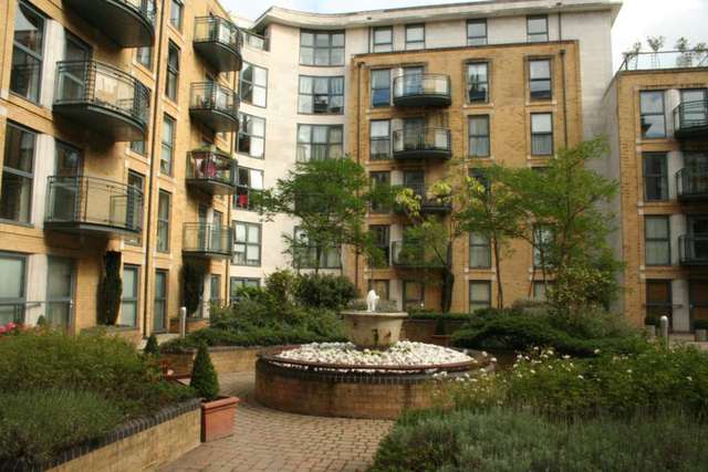  Image of 2 bedroom Apartment to rent in Ebury Bridge Road London SW1W at Ebury Bridge Road Sloane Square London, SW1W 8RB