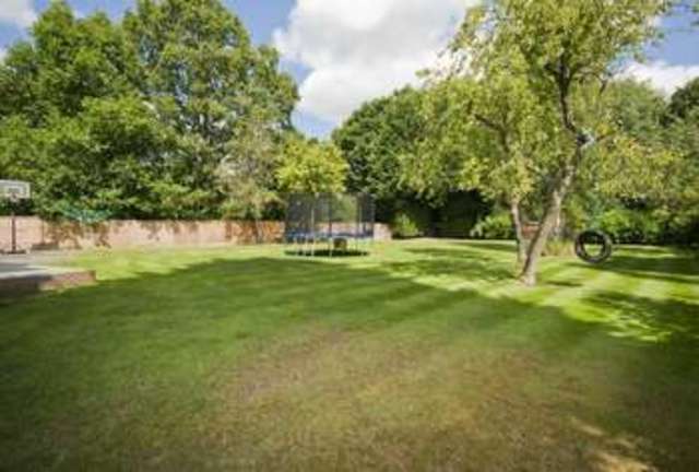  Image of 4 bedroom Detached house for sale in Ebury Close Northwood HA6 at Northwood, HA6 2PF