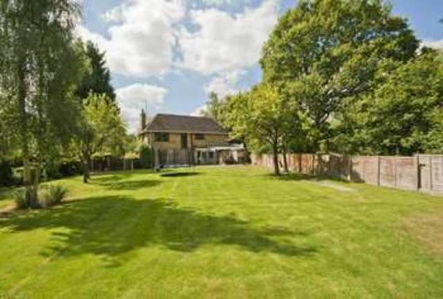  Image of 4 bedroom Detached house for sale in Ebury Close Northwood HA6 at Northwood, HA6 2PF
