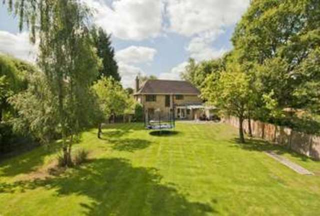  Image of 4 bedroom Detached house for sale in Ebury Close Northwood HA6 at Northwood, HA6 2PF