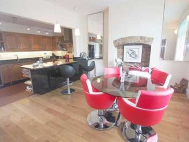  Image of 3 bedroom Detached house for sale in Eccles Road Chapel-En-Le-Frith High Peak SK23 at Chapel-en-le-Frith  High Peak, SK23 9RP
