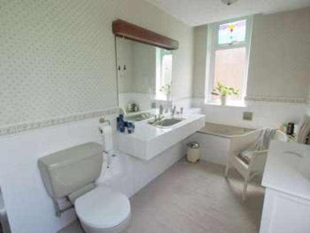  Image of 3 bedroom Detached house for sale in Eccles Road Chapel-En-Le-Frith High Peak SK23 at Chapel-en-le-Frith  High Peak, SK23 9RP