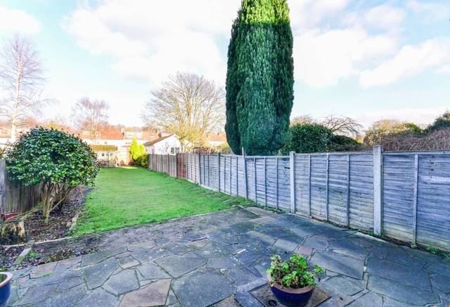 Image of 3 bedroom Detached house to rent in Eden Way Beckenham BR3 at Eden Way  Beckenham, BR3 3DN