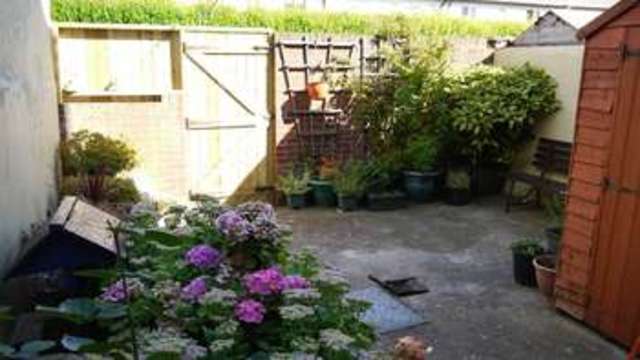  Image of 3 bedroom Terraced house for sale in Edinburgh Street Goole DN14 at Goole East Riding Of Yorkshire, DN14 5EH