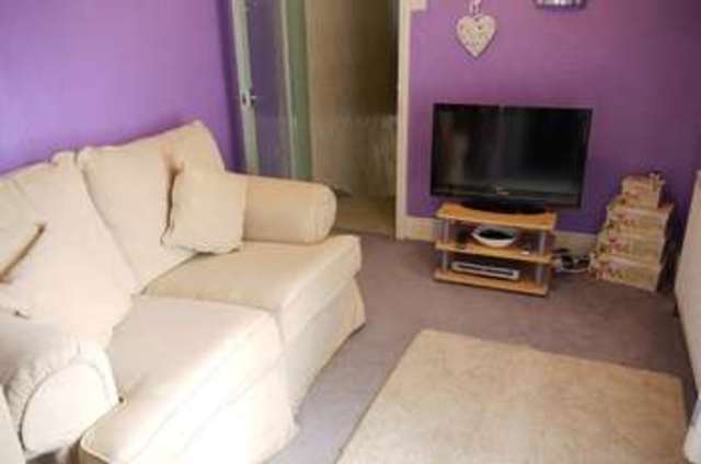  Image of 3 bedroom Terraced house for sale in Edinburgh Street Goole DN14 at Goole East Riding Of Yorkshire, DN14 5EH