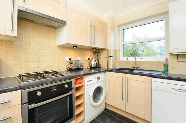  Image of 1 bedroom Flat to rent in Edmeston Close London E9 at Edmeston Close  Victoria Park, E9 5TL