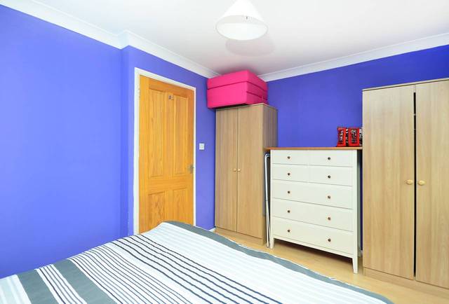  Image of 1 bedroom Flat to rent in Edmeston Close London E9 at Edmeston Close  Victoria Park, E9 5TL