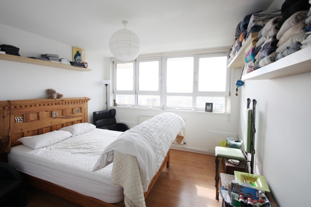  Image of 2 bedroom Flat for sale in Binfield Road London SW4 at Binfield Road  London, SW4 6SS