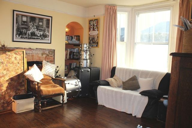  Image of 3 bedroom Semi-Detached house for sale in Egham Hill Englefield Green Egham TW20 at 58 Egham Hill  Egham, TW20 0BG