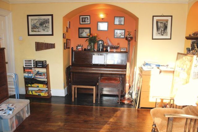  Image of 3 bedroom Semi-Detached house for sale in Egham Hill Englefield Green Egham TW20 at 58 Egham Hill  Egham, TW20 0BG