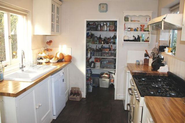  Image of 3 bedroom Semi-Detached house for sale in Egham Hill Englefield Green Egham TW20 at 58 Egham Hill  Egham, TW20 0BG