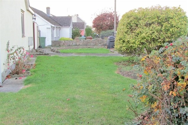  Image of 3 bedroom Detached house for sale in Eglinton Road Street BA16 at Street, BA16 0RJ