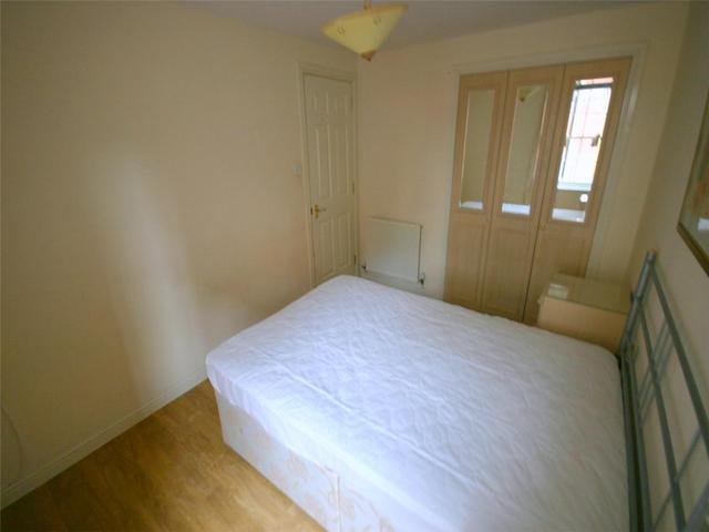  Image of 2 bedroom Flat to rent in Elbe Street Edinburgh EH6 at Leith Edinburgh Edinburgh, EH6 7HW
