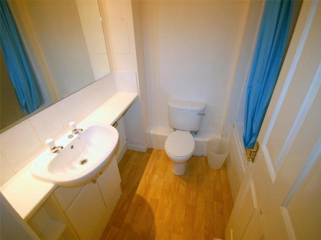  Image of 2 bedroom Flat to rent in Elbe Street Edinburgh EH6 at Leith Edinburgh Edinburgh, EH6 7HW