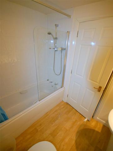  Image of 2 bedroom Flat to rent in Elbe Street Edinburgh EH6 at Leith Edinburgh Edinburgh, EH6 7HW