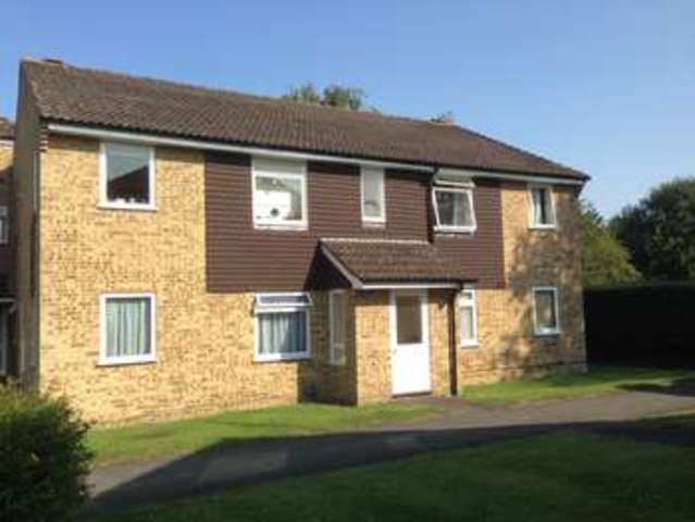  Image of 2 bedroom Apartment for sale in Elder Road Bisley Woking GU24 at Bisley Woking Bisley, GU24 9SA