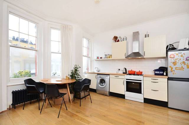  Image of 1 bedroom Flat for sale in Elderfield Road London E5 at Elderfield Road  Clapton, E5 0LG