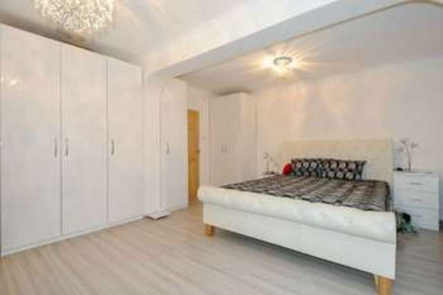  Image of 5 bedroom Detached house for sale in Elgin Drive Northwood HA6 at Northwood, HA6 2YR