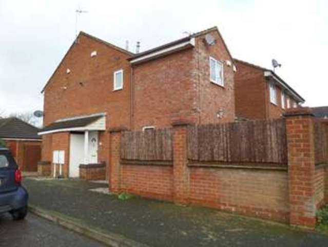  Image of 2 bedroom Cluster House for sale in Eliot Close Newport Pagnell MK16 at Newport Pagnell, MK16 8QS