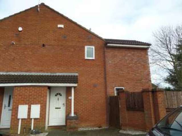  Image of 2 bedroom Cluster House for sale in Eliot Close Newport Pagnell MK16 at Newport Pagnell, MK16 8QS