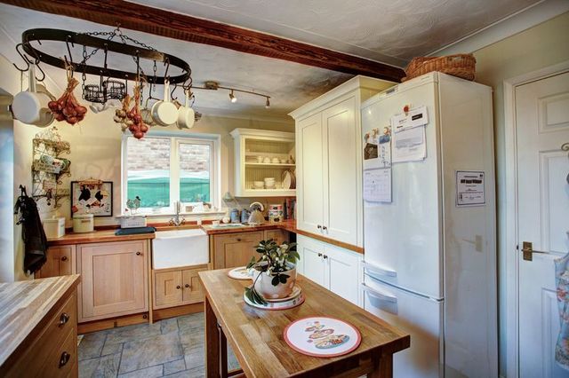  Image of 4 bedroom Detached house for sale in Elizabeth Court Sutton Ely CB6 at Elizabeth Court  Ely, CB6 2QW