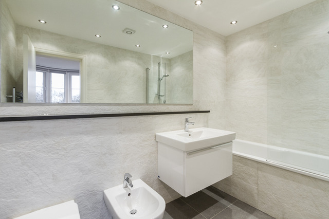  Image of 3 bedroom Flat to rent in Elm Avenue London W5 at Elm Avenue  London, W5 3XA