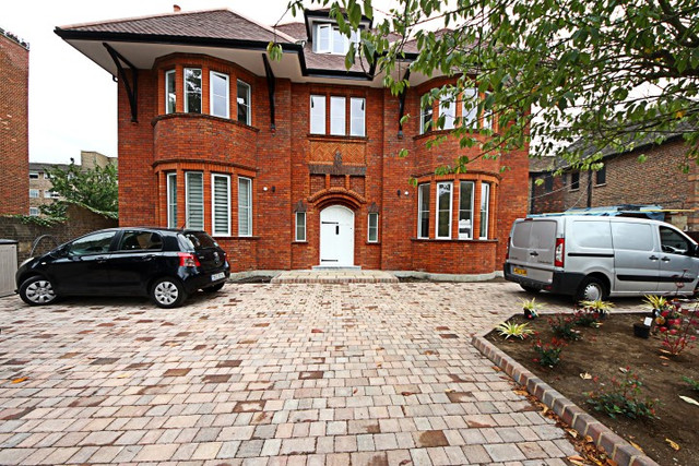  Image of 3 bedroom Flat to rent in Elm Avenue London W5 at Elm Avenue  London, W5 3XA