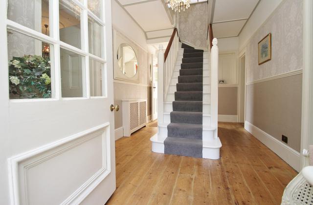  Image of 4 bedroom Detached house for sale in Elm Road Horsell Woking GU21 at Horsell Surrey Horsell, GU21 4DY