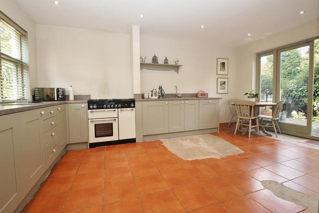  Image of 4 bedroom Detached house for sale in Elm Road Horsell Woking GU21 at Horsell Surrey Horsell, GU21 4DY