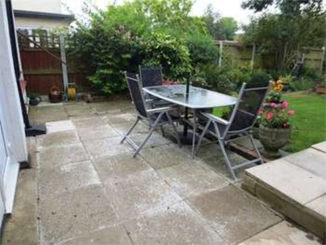  Image of 3 bedroom Semi-Detached house for sale in Elmsleigh Drive Leigh-on-Sea SS9 at Elmsleigh Drive Leigh on sea Leigh-on-Sea, SS9 3DS