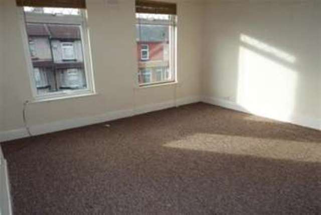  Image of 2 bedroom Terraced house to rent in Elmswood Road Tranmere Birkenhead CH42 at Birkenhead, CH42 7HR