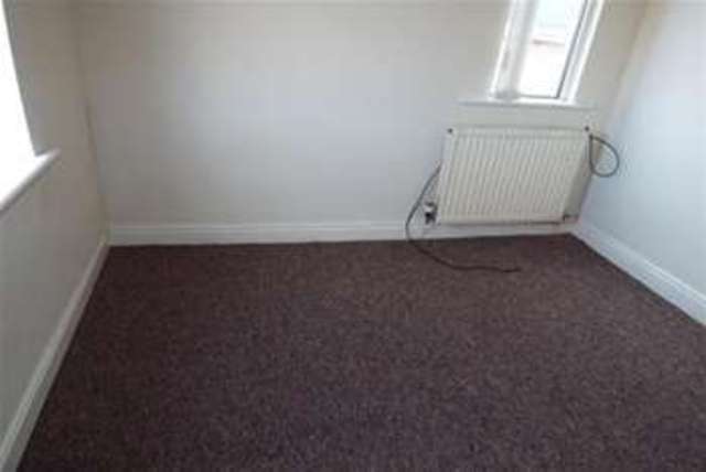  Image of 2 bedroom Terraced house to rent in Elmswood Road Tranmere Birkenhead CH42 at Birkenhead, CH42 7HR